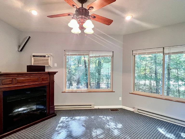 39 Leaf Cir — Photo 18