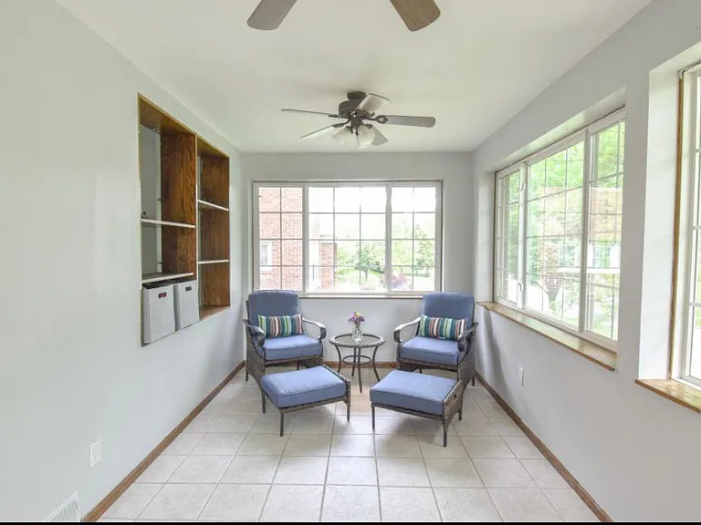 4412 Woolworth Ave — Photo 12