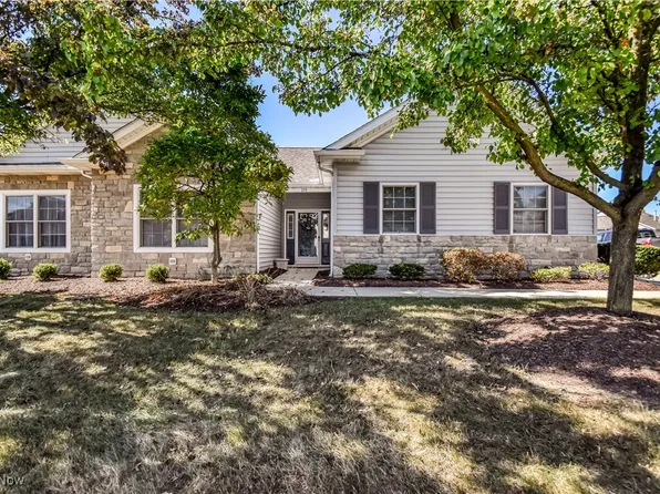 134 Gleneagle Dr, Elyria, OH 44035