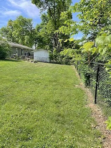 708 S 67th St — Photo 27