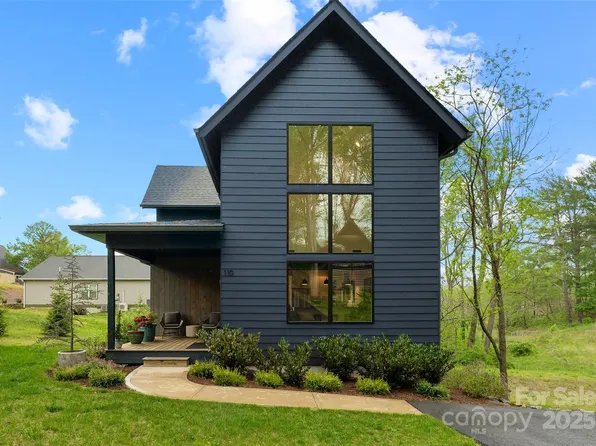 110 Timberview Dr, Swannanoa, NC 28778