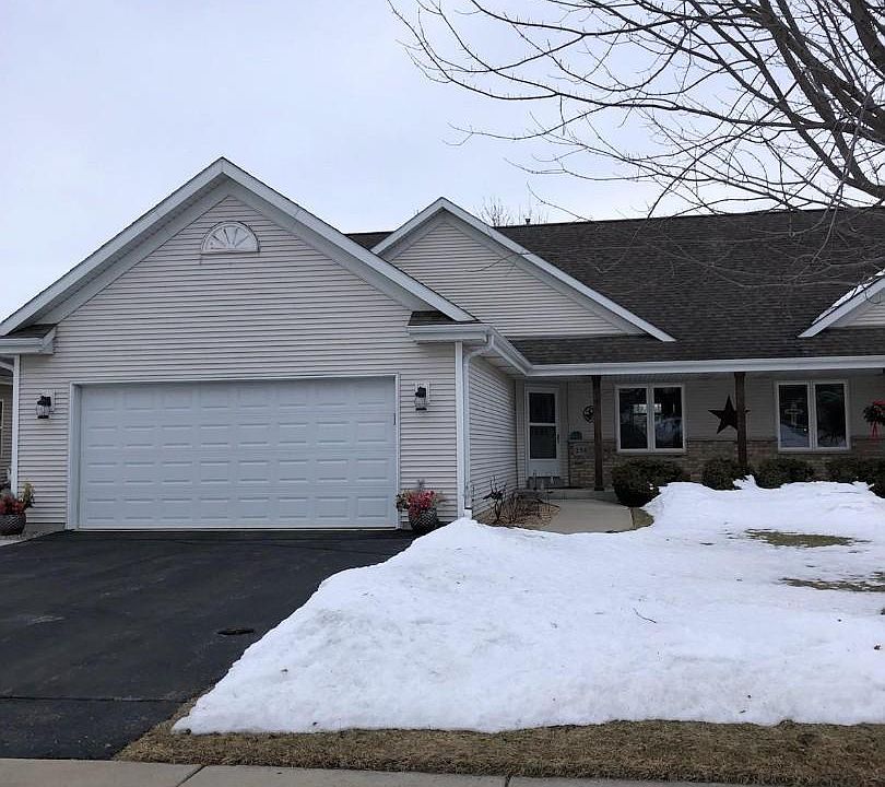 1st image of 250 Brookside Dr