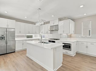 215 Waypoint, Tustin, CA 92782