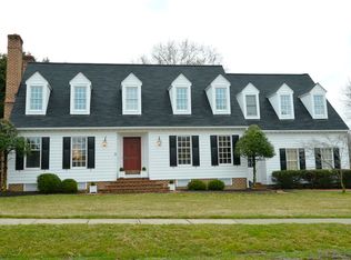321 S Nursery Ave, Purcellville, VA