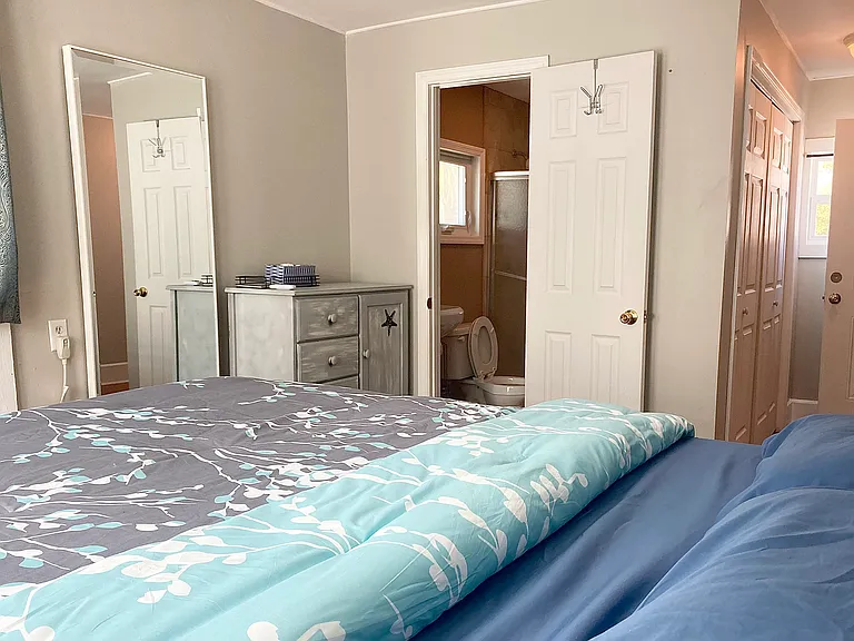 940 Locust St NE #2 — Photo 7