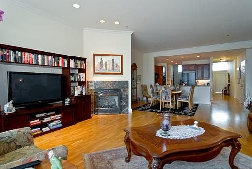 2nd image of 333 N Canal St APT 1704