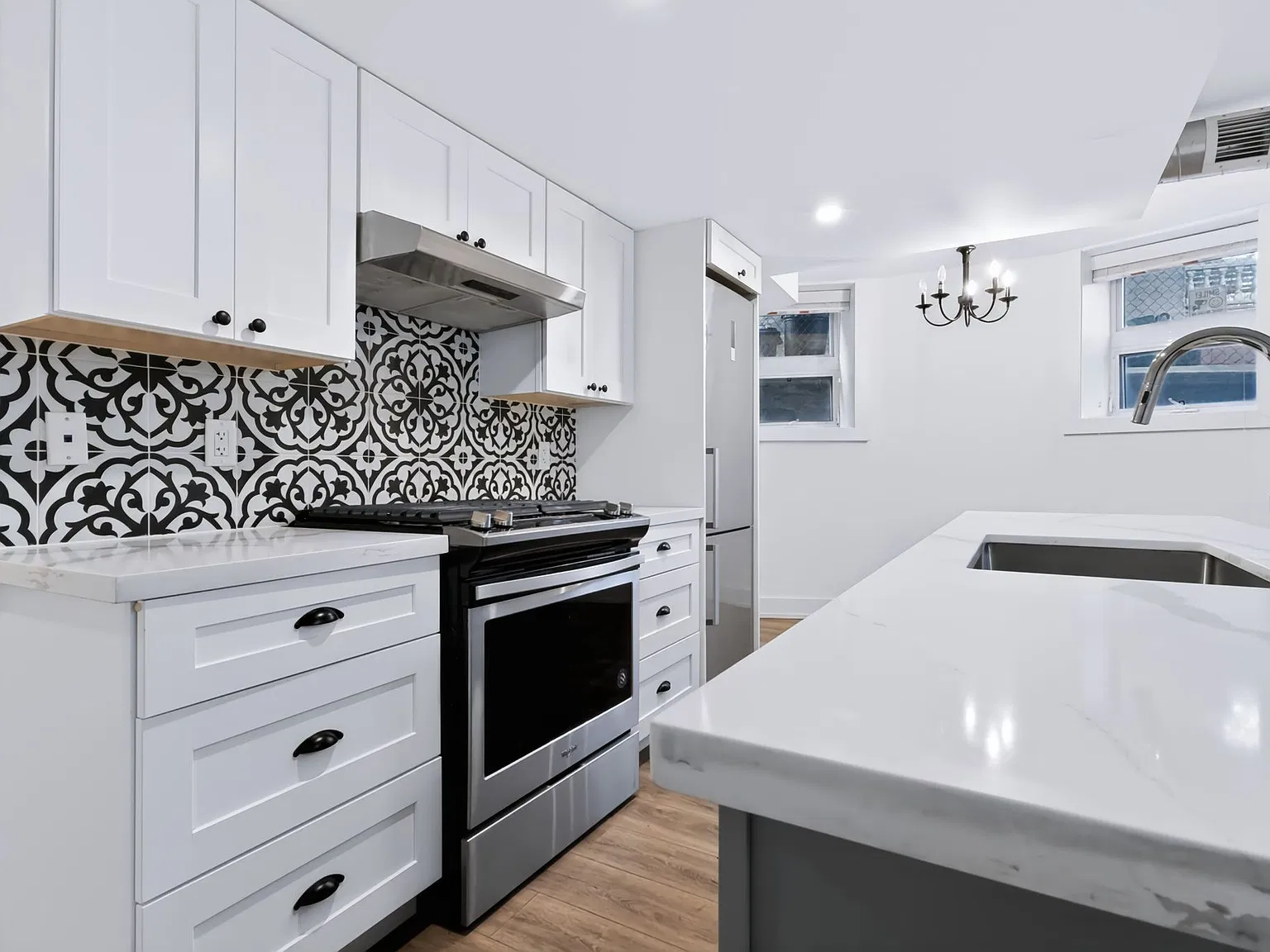 Trendy 1 Bedroom In Durand — Photo 4