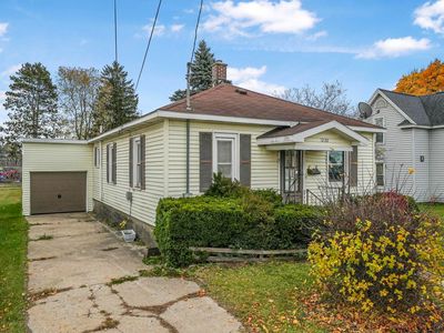 1220 Burlingame St, Cadillac, MI, 49601