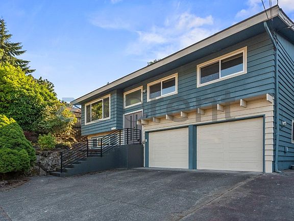 2nd image of 2915 Harris Pl S