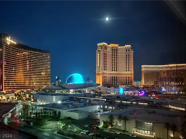 2000 N Fashion Show Dr Unit 1809, Paradise, NV 89109