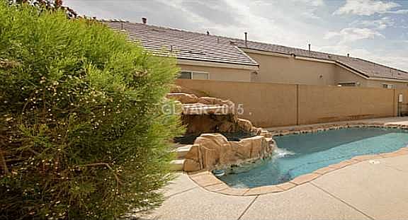 5th image of 6908 Hazelnut Garden St