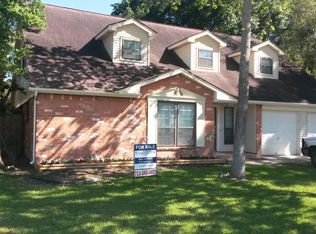 2311 Hampton Rd, League City, TX 77573