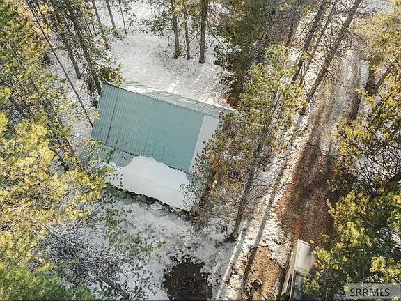 2nd image of 4084 Winchester Rd