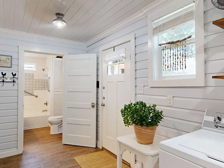 Laundry Room Cabinet