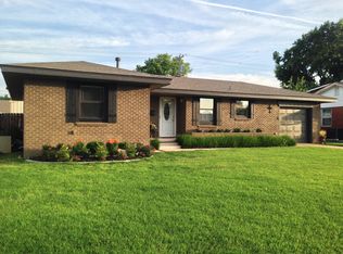 806 Standifer Rd, Elk City, OK 73644