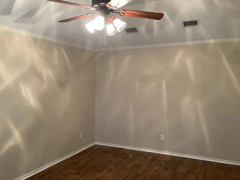 4410 Shady Elm Dr — Photo 12