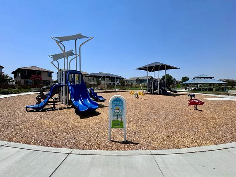 30045 Sunset Pier Dr — Photo 48