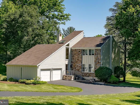 103 Cumberland Pl, Bryn Mawr, PA 19010