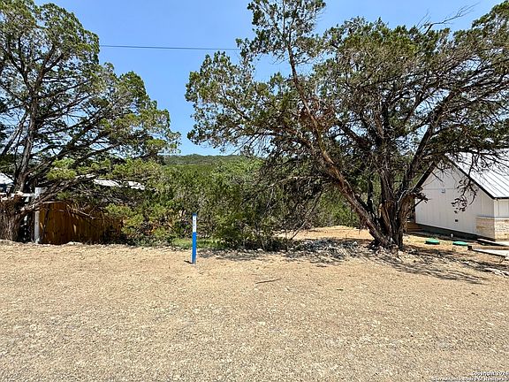 4th image of 650 ROCKWOOD DR LOT 11