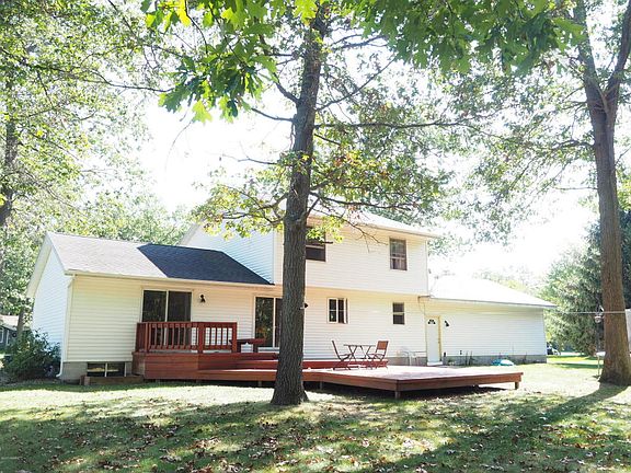 4th image of 2351 Riverwood Dr
