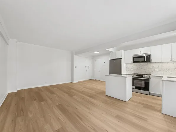 85 East End Avenue image 20 of 26