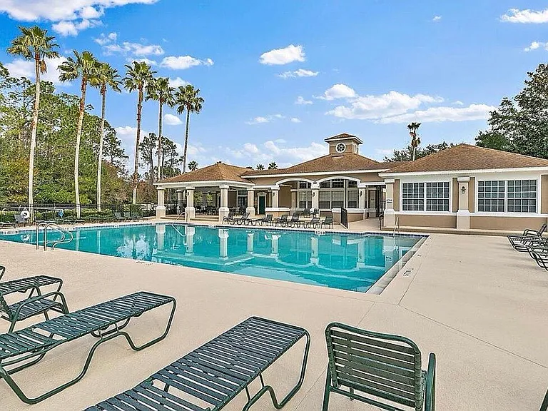 10550 Baymeadows Rd — Photo 4