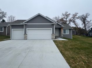 3715 Fernwood Ln SW, Rochester, MN 55902