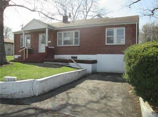 9302 Miriam Ave, Saint Louis, MO 63114