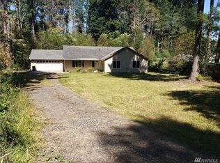 101 E Rasor Pl, Belfair, WA 98528