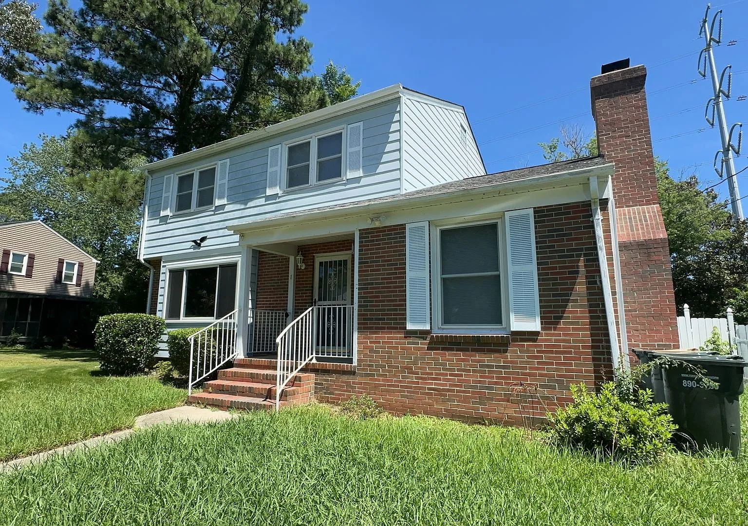 4 bed, 1.5 bath, 1698 sqft, $2,495 — Photo 1