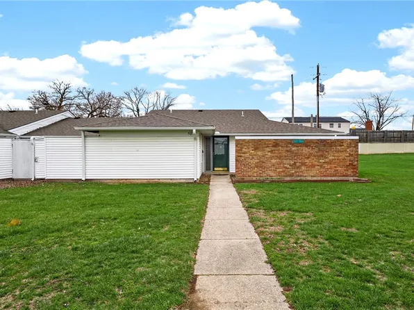 5871 Troy Villa Blvd, Dayton, OH 45424