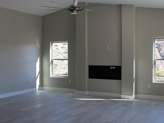 3rd image of 3305 Tiki Ln