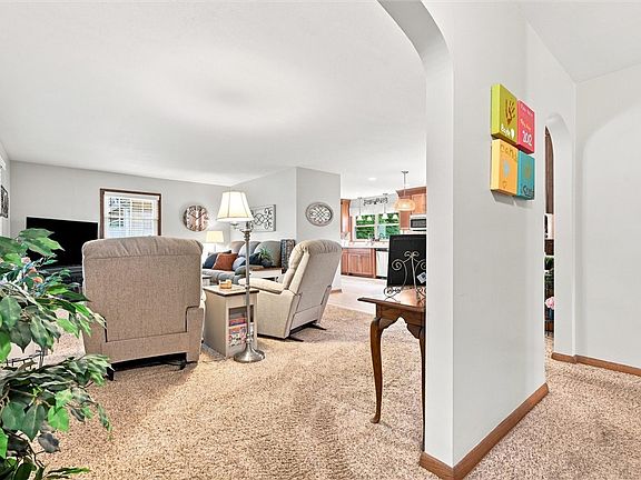 2nd image of 2229 King Dr