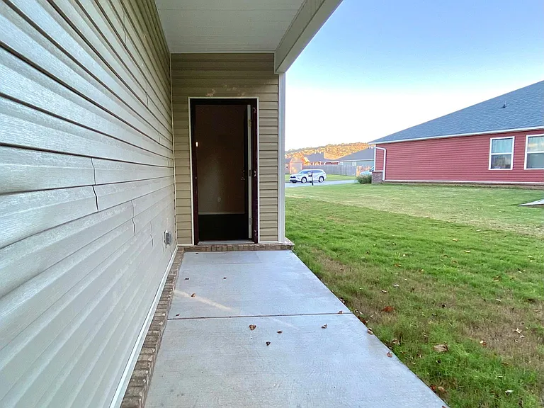 1177 S Springfield Dr — Photo 7