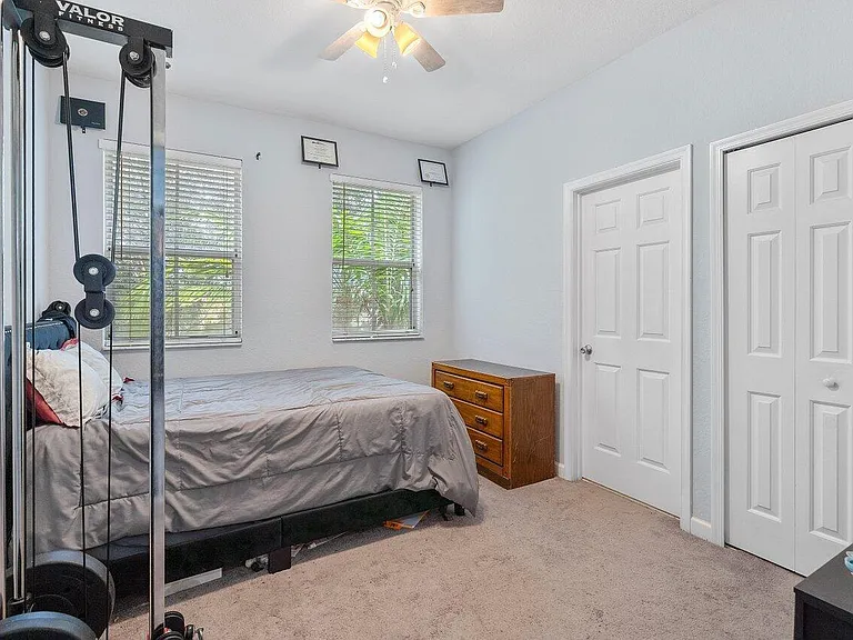 2046 Shoma Dr — Photo 6
