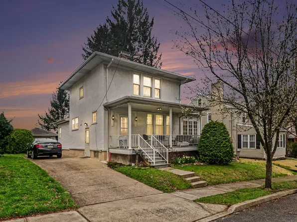 3008 George St, Harrisburg, PA 17109
