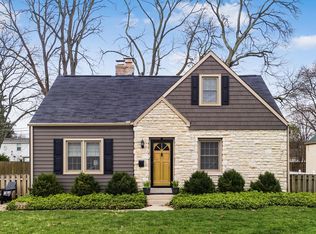 2229 Ridgeview Rd, Upper Arlington, OH 43221