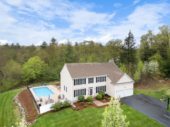 30 Pondfield Road, Bedford, NH 03110