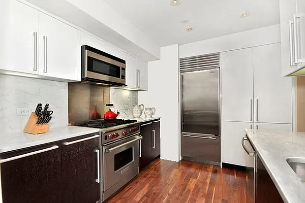 Rented by Corcoran | media 11