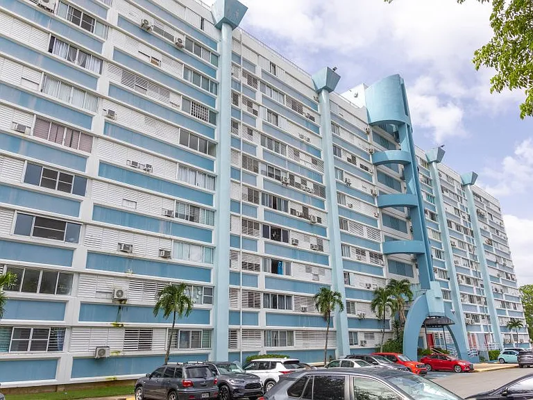 Calle Eider 701 Cond Almendros Plaza 1 Apt 608 — Photo 1