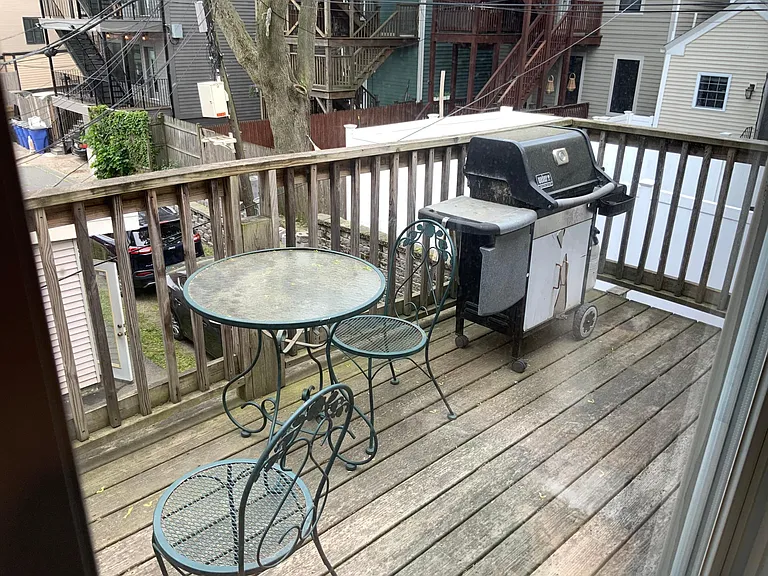 27 Jenkins St #2 — Photo 5