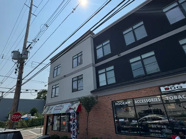 204 Rosa Parks Blvd #207, Paterson, NJ 07501