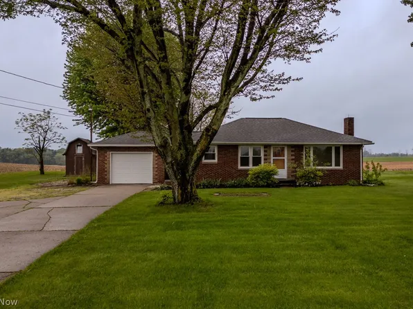 14067 Marlboro Ave NE, Alliance, OH 44601