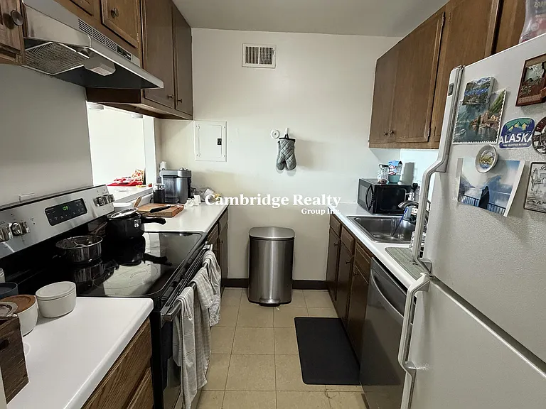 1105 Massachusetts Ave #7F — Photo 3
