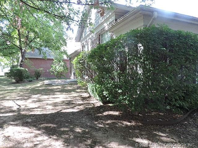 2nd image of 514 N Forest Ridge Blvd