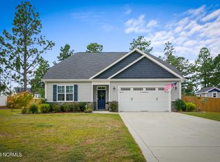 705 Foggy Crossing Ct, Aberdeen, NC 28315
