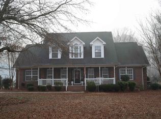 102 Carmen Ct, Clinton, SC 29325