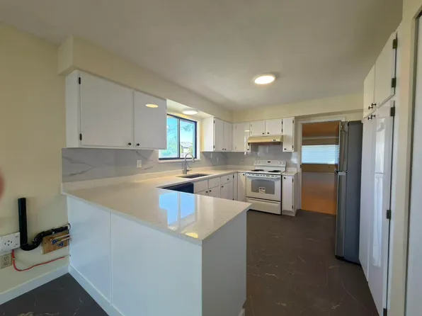 2175 E 54th Ave, Vancouver, BC V5P 1Y5