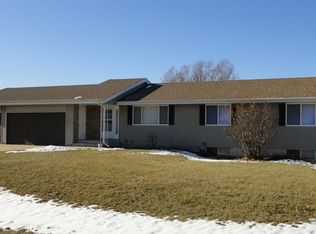 6833 Dennis Path, West Bend, WI 53090