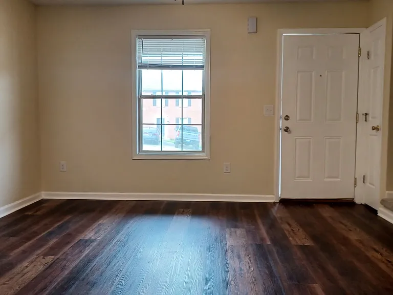 2043 Edgewood Dr #2 — Photo 7